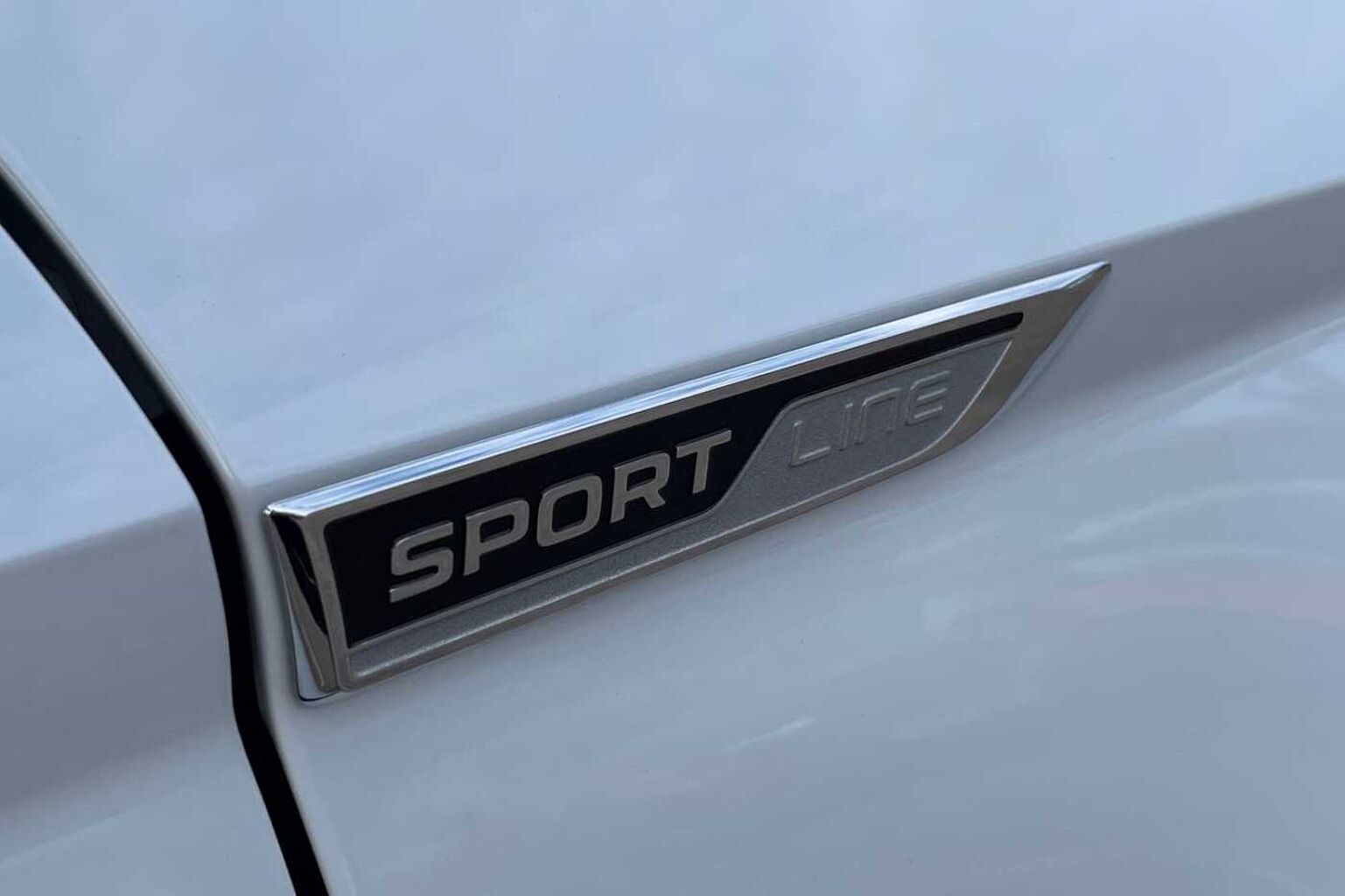 SKODA Karoq SportLine 1.5 TSI 150 PS DSG