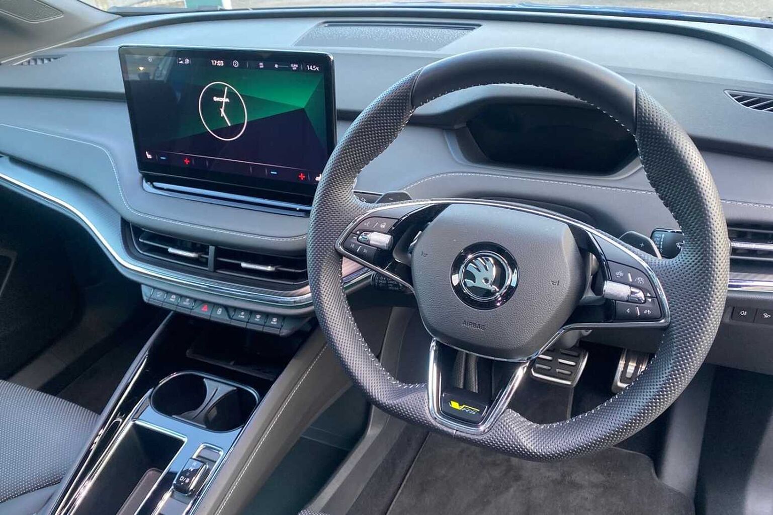 SKODA Enyaq Coup- iV vRS 82 kWh 299 PS Single speed 4x4