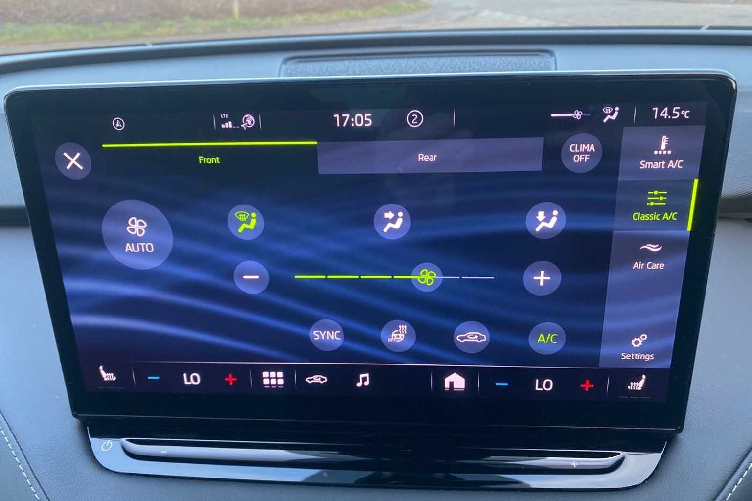 SKODA Enyaq Coup- iV vRS 82 kWh 299 PS Single speed 4x4